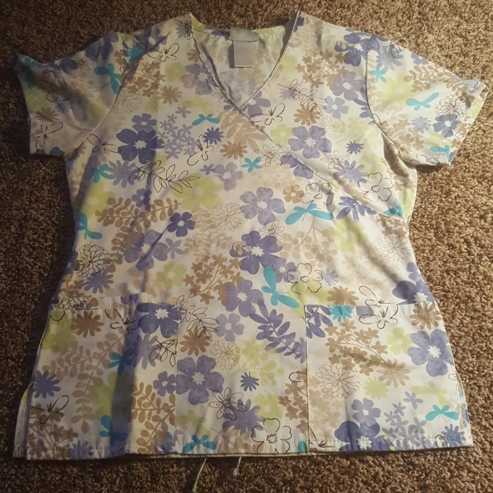 Scrub top